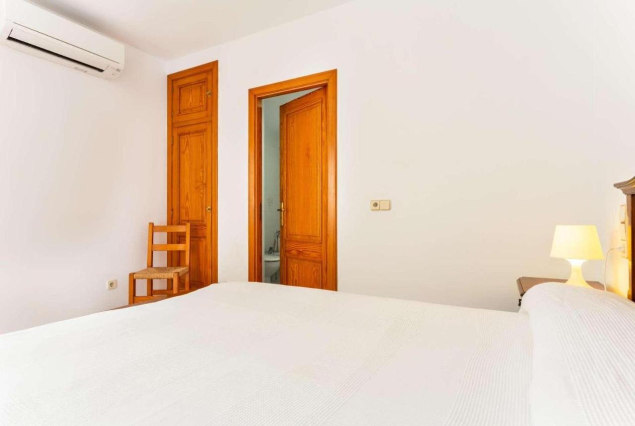 Cladera Villa